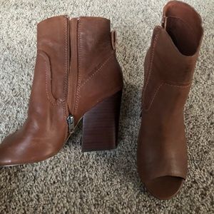 Steve Madden “Veronah” bootie size 9.